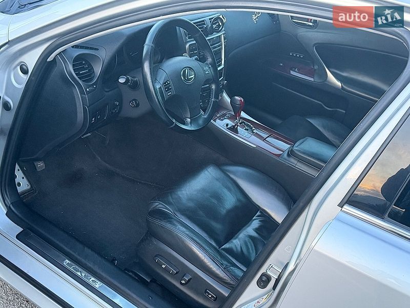 Седан Lexus IS 2007 в Києві фото 17 Седан Lexus IS 2007 в Києві