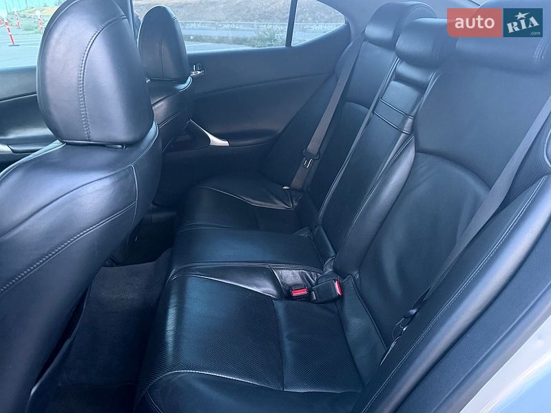 Седан Lexus IS 2007 в Києві фото 19 Седан Lexus IS 2007 в Києві