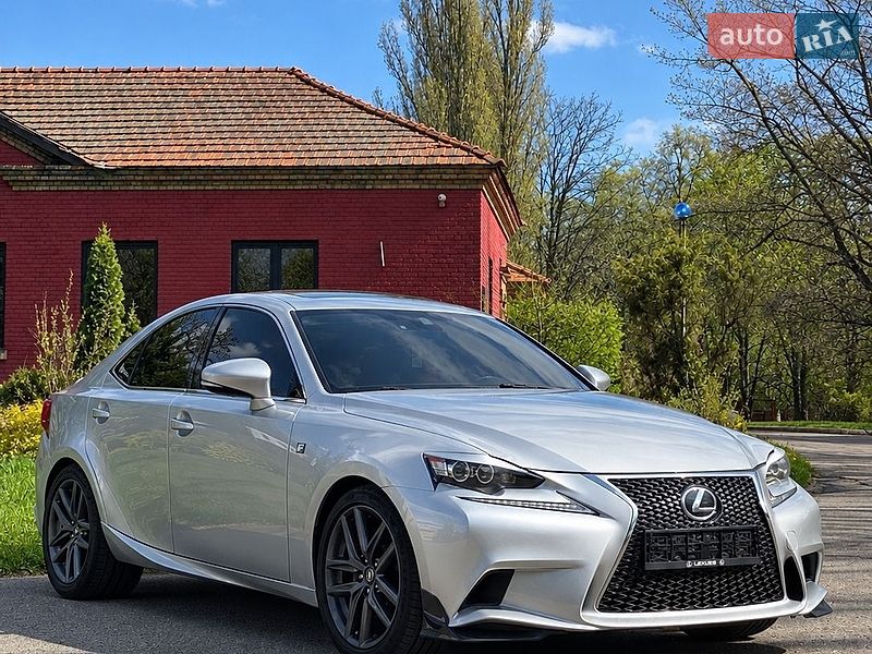 Lexus IS 2014