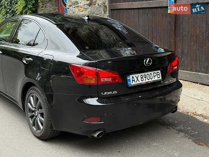 Седан Lexus IS 2007 в Черкасах