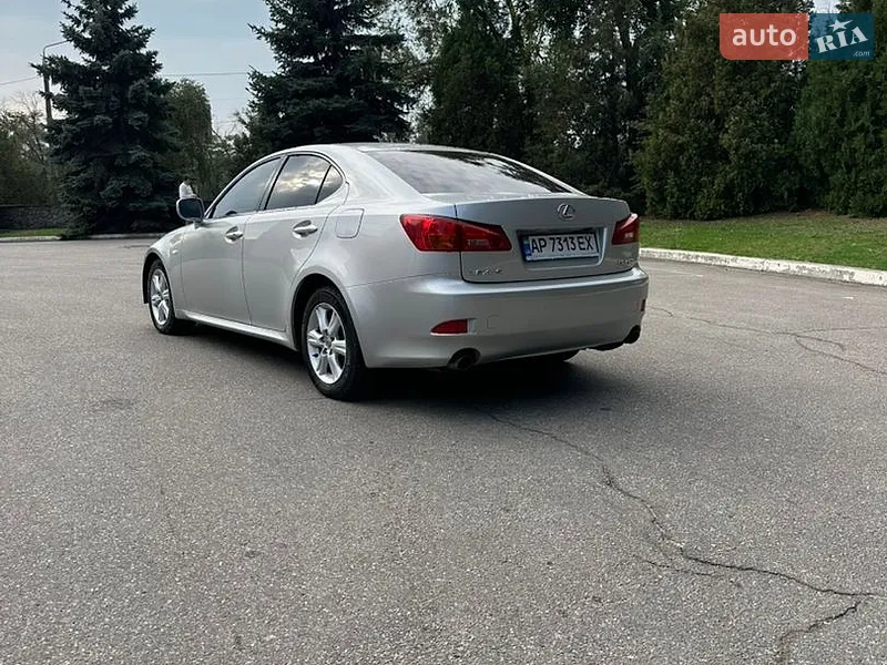 Lexus IS 2006