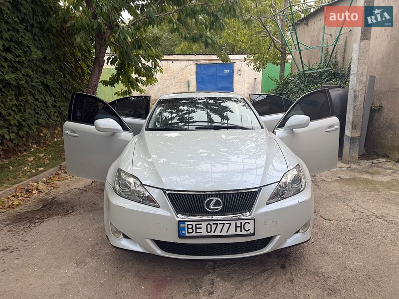 2008 Lexus IS-250, VIN JTHCK262285025362:plate — photo 1 (autoria)