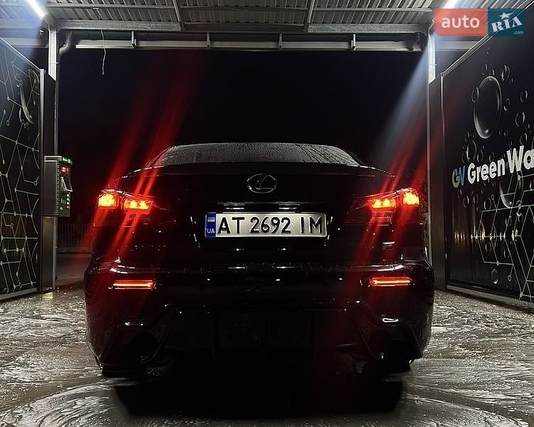 Седан Lexus IS 2006 в Івано-Франківську фото 2 Седан Lexus IS 2006 в Івано-Франківську