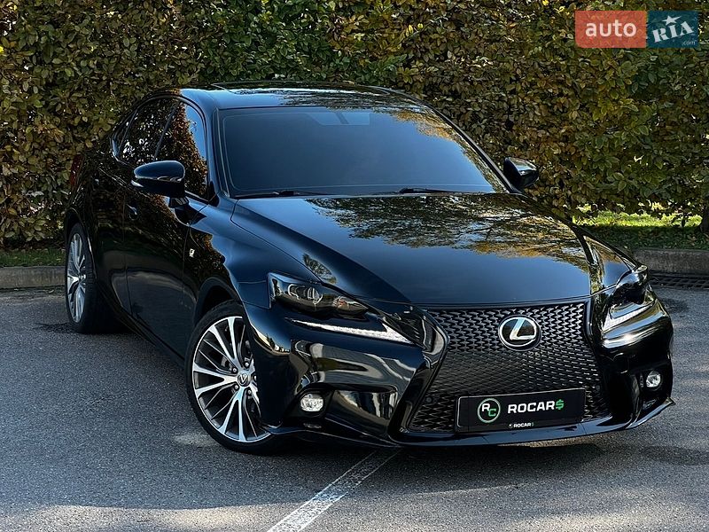 Седан Lexus IS 2015 в Києві