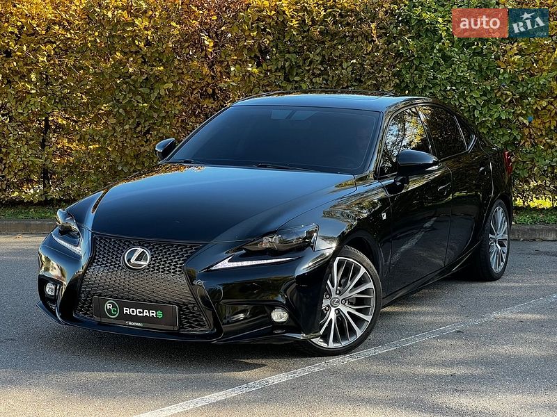Седан Lexus IS 2015 в Києві
