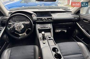 Седан Lexus IS 2017 в Киеве
