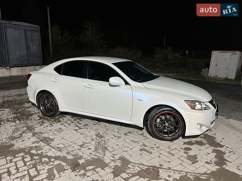 Седан Lexus IS 2007 в Чернигове