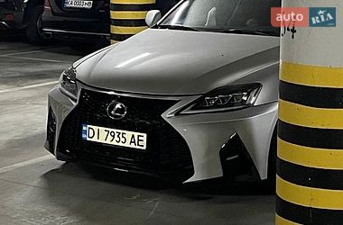 Седан Lexus IS 2007 в Киеве