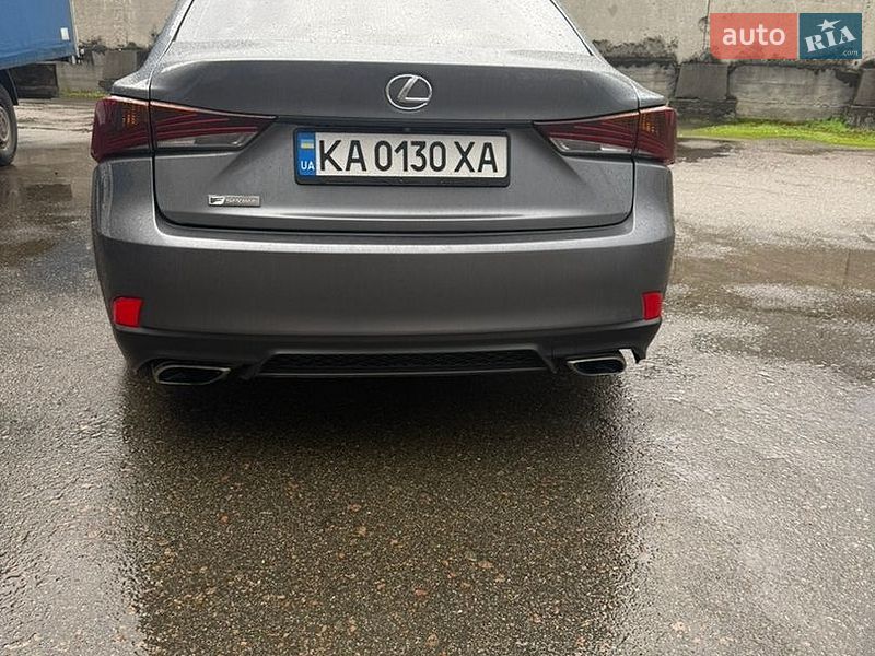 Седан Lexus IS 2017 в Борисполі