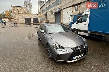 Седан Lexus IS 2017 в Борисполі