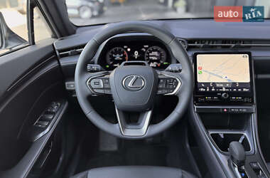 Внедорожник / Кроссовер Lexus LBX 2023 в 