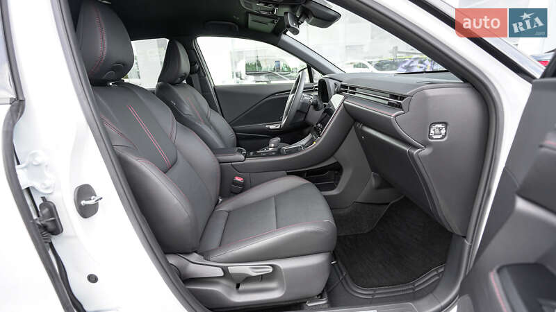 Внедорожник / Кроссовер Lexus LBX 2023 в Львове