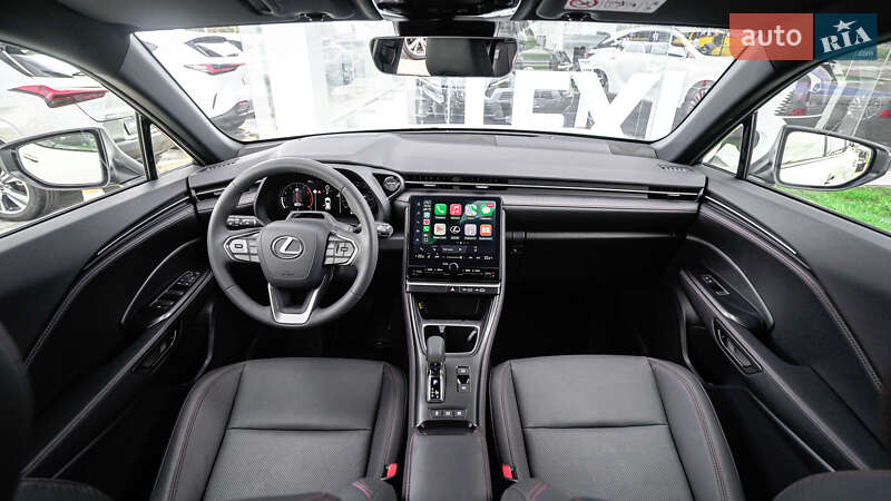 Внедорожник / Кроссовер Lexus LBX 2023 в Львове