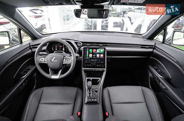Внедорожник / Кроссовер Lexus LBX 2023 в 