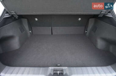 Внедорожник / Кроссовер Lexus LBX 2023 в 
