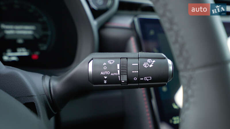 Внедорожник / Кроссовер Lexus LBX 2023 в Львове