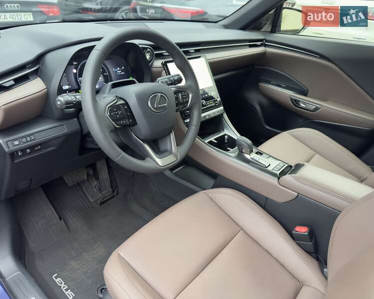 Позашляховик / Кросовер Lexus LBX 2023 в Києві