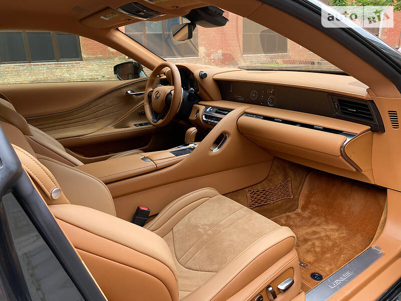 Купе Lexus LC 2017 в Киеве