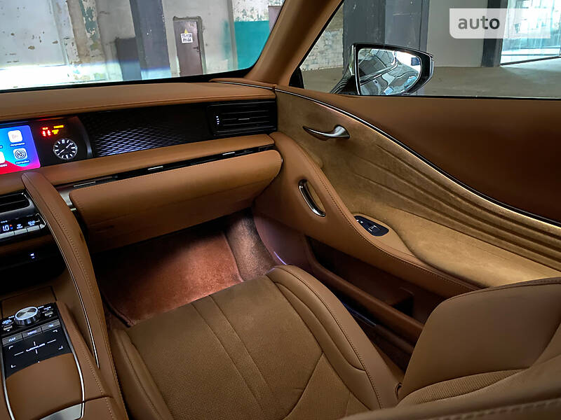 Купе Lexus LC 2017 в Киеве