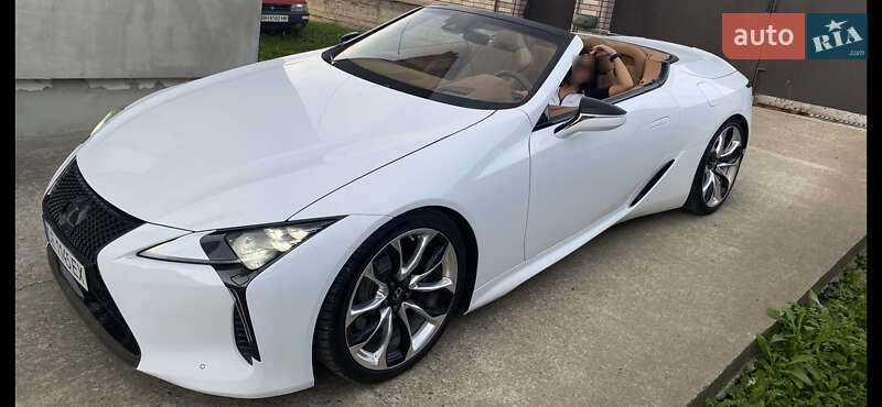Кабріолет Lexus LC 2020 в Чернівцях