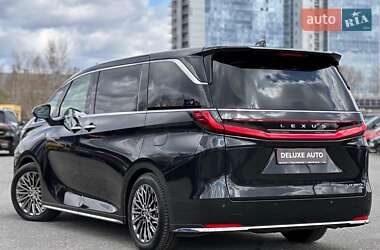Мінівен Lexus LM 2024 в 