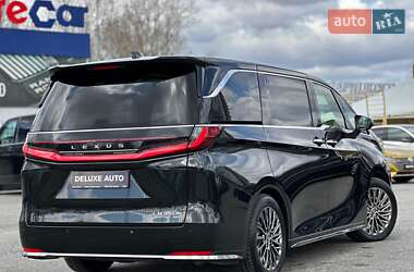 Мінівен Lexus LM 2024 в 