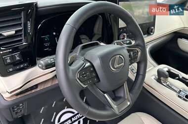 Мінівен Lexus LM 2024 в 