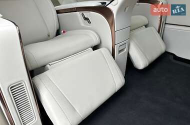 Мінівен Lexus LM 2024 в 