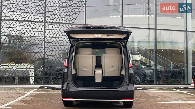 Мінівен Lexus LM 2024 в Києві фото 10 Мінівен Lexus LM 2024 в Києві