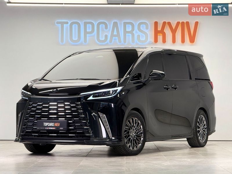 Мінівен Lexus LM 2025 в Києві