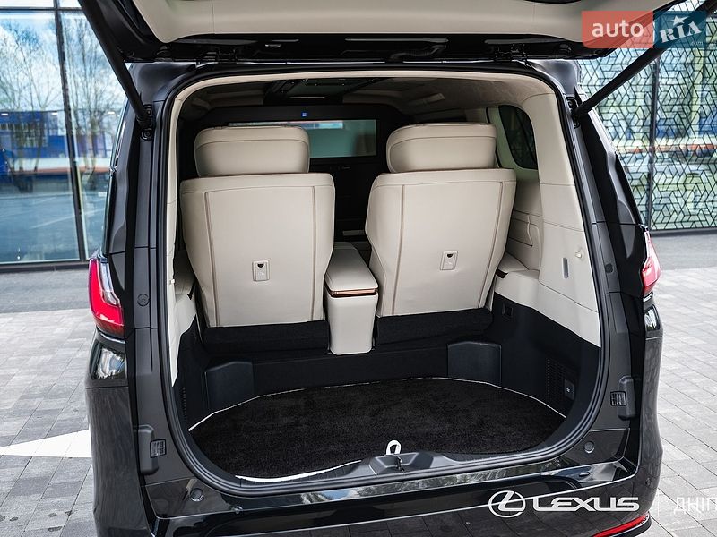 Мінівен Lexus LM 2025 в Дніпрі фото 60 Мінівен Lexus LM 2025 в Дніпрі