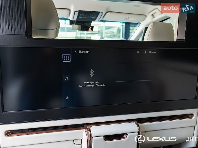 Мінівен Lexus LM 2025 в Дніпрі фото 34 Мінівен Lexus LM 2025 в Дніпрі