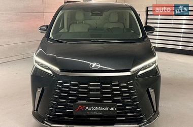 Мінівен Lexus LM 2025 в Києві