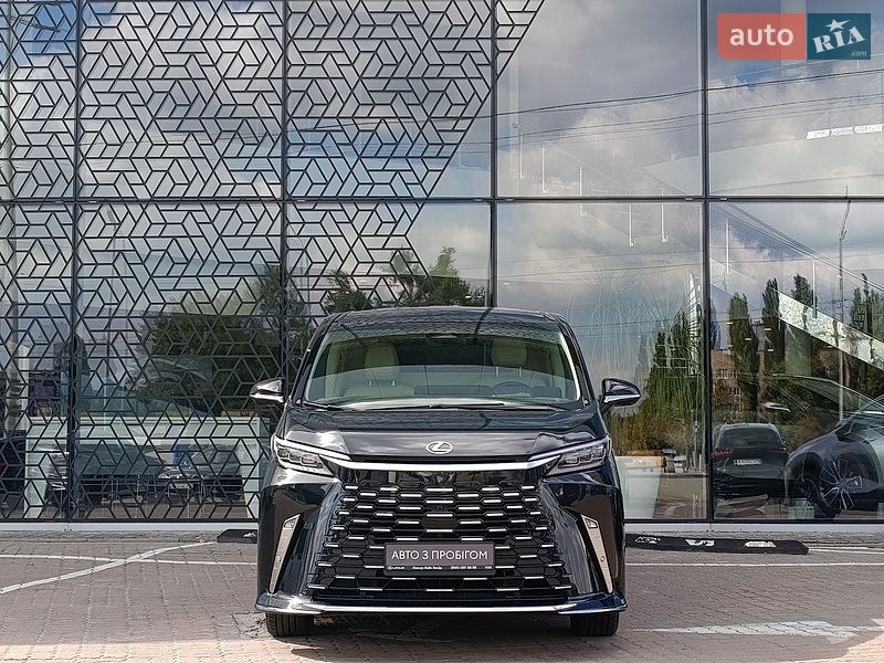 Минивэн Lexus LM 2025 в Киеве