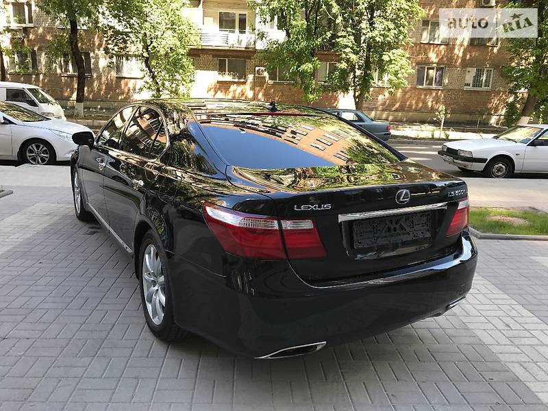Седан Lexus LS 2008 в Киеве фото 12 Седан Lexus LS 2008 в Киеве