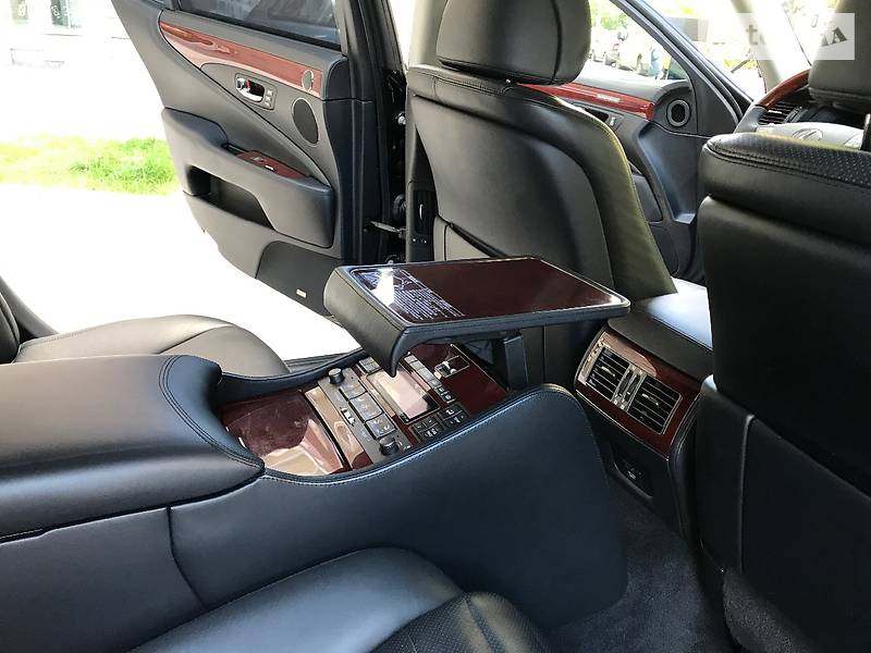 Седан Lexus LS 2008 в Киеве фото 34 Седан Lexus LS 2008 в Киеве