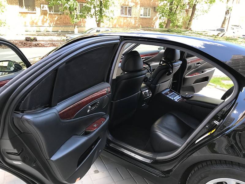 Седан Lexus LS 2008 в Киеве фото 37 Седан Lexus LS 2008 в Киеве