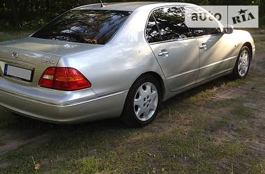 Седан Lexus LS 2003 в Киеве