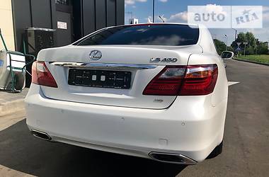 Седан Lexus LS 2012 в Киеве