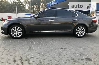 Седан Lexus LS 2008 в Киеве