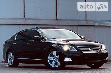 Седан Lexus LS 2008 в 
