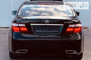 Седан Lexus LS 2008 в 