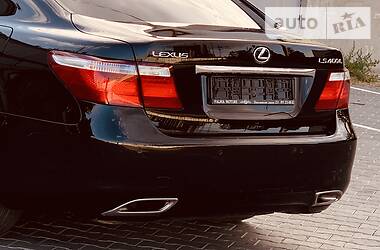 Седан Lexus LS 2008 в 