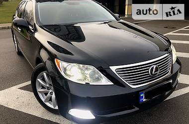 Седан Lexus LS 2008 в Киеве