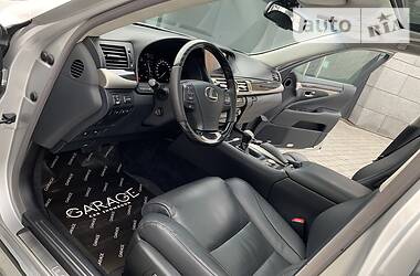 Седан Lexus LS 2014 в Киеве