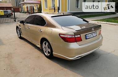 Седан Lexus LS 2006 в 