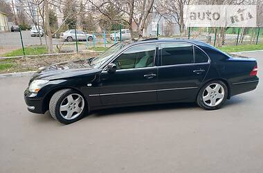 Седан Lexus LS 2004 в 