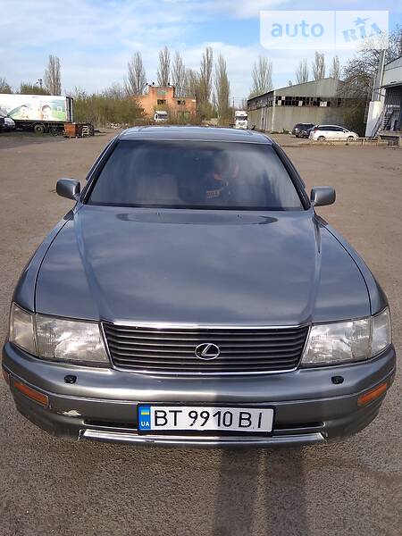 Седан Lexus LS 1995 в Миколаєві