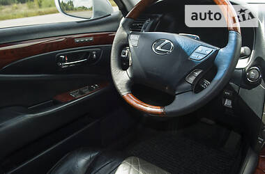 Седан Lexus LS 2007 в Житомире