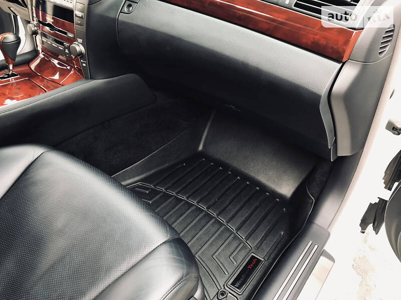 Седан Lexus LS 2008 в Сумах